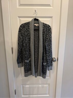 Women’s Loft Cheetah Cardigan